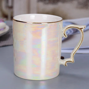 Caneca do punho do ouro do esmalte pérola, Arco-íris avançado vitrificado copo de café cerâmico, Xícara nórdica simples, presente novo do drinkware, moda